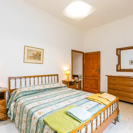 Tenuta San Lazzaro By Interhome * Montevettolini