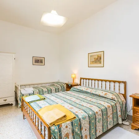Tenuta San Lazzaro By Interhome * Montevettolini